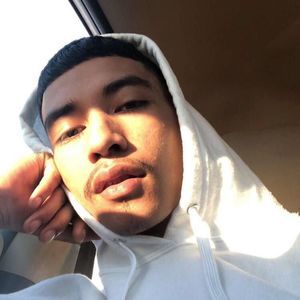 Meet your Posher, Carlos